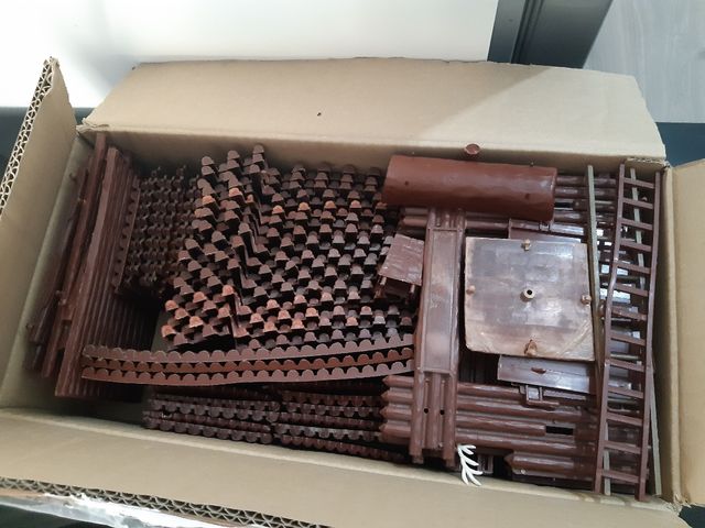 FUERTE APACHE LARAMIE AÑOS 70.