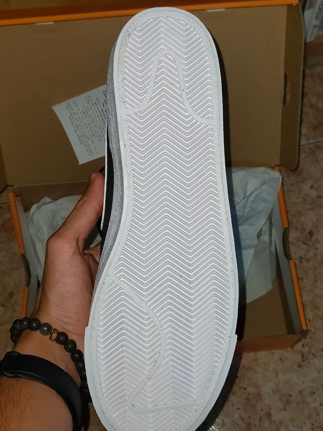 Zapatillas Nike Blazer negras.