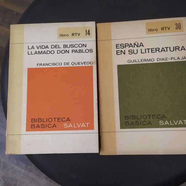 Libros varios.
