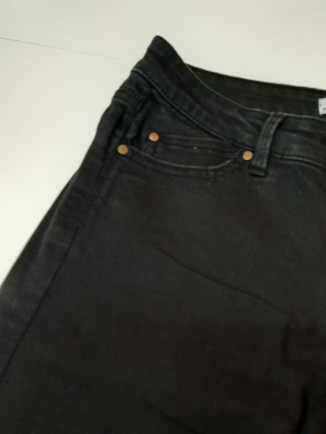 7.90. Pack 3 pantalones chica. talla36 (16 niña)