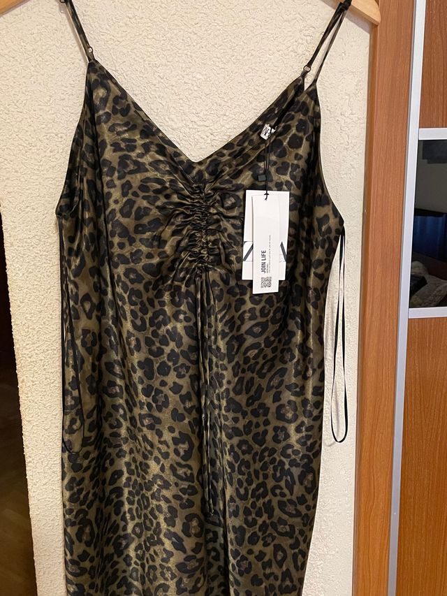 Vestido ZARA animal print sin estrenar