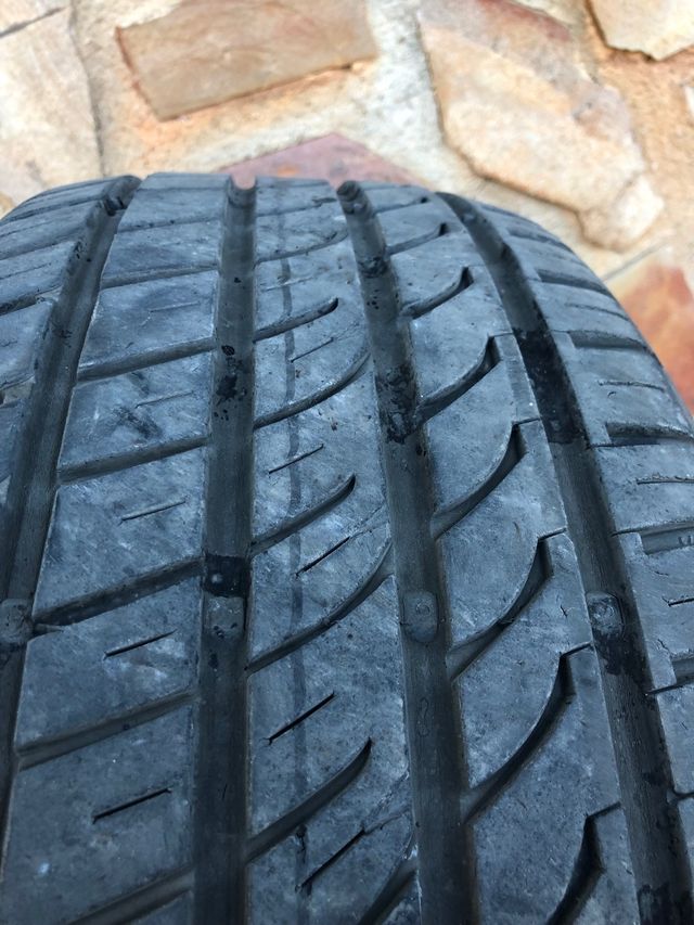 Neumático 215/50 R17   95y