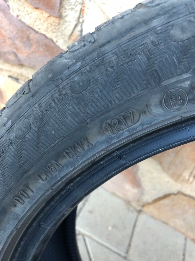 Neumático 215/50 R17   95y