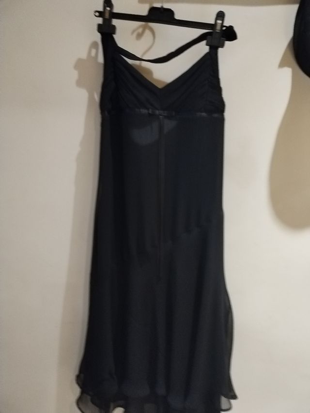 Vestido negro Zara rebajado