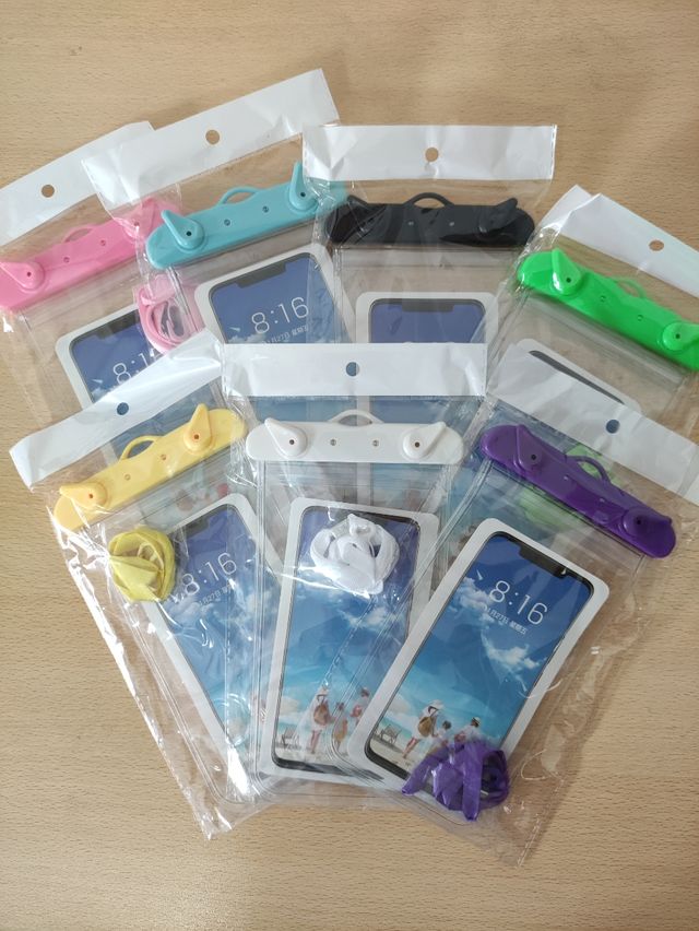 📱Funda acuática e impermeable para móviles