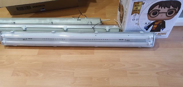 KIT pantalla con 2 tubos Led