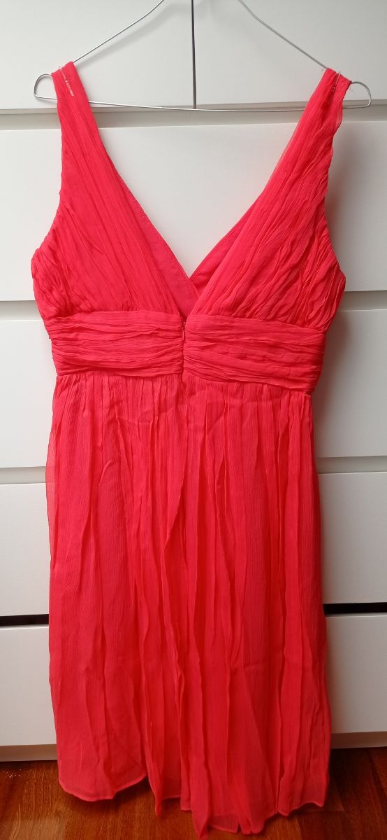 vestido de seda  Mango. 