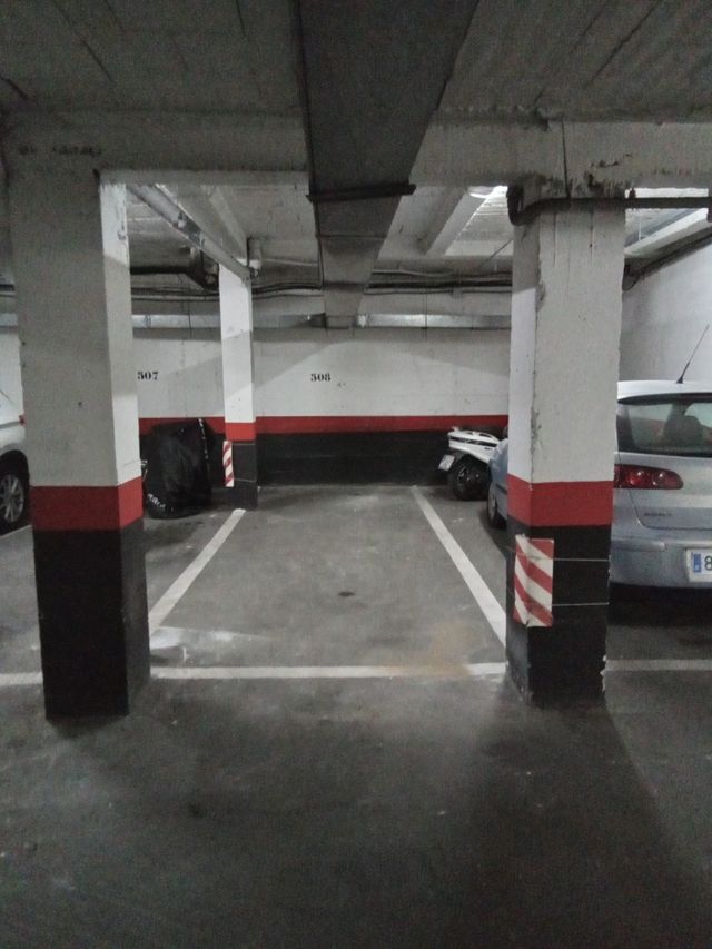 Garaje en venta . Último  precio 14000 e .