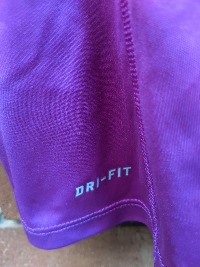 Camiseta Nike, talla S