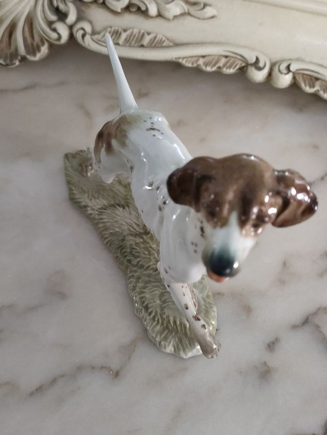 DOS PERROS DE PORCELANA DE COLECCIÓN
