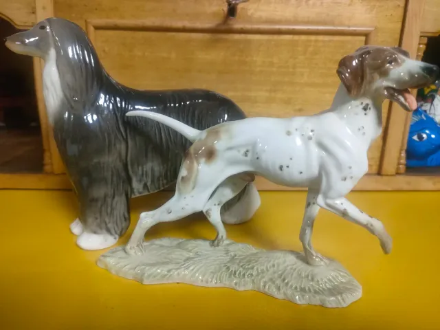 DOS PERROS DE PORCELANA DE COLECCIÓN