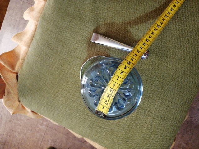 Portaghiaccio con pinza