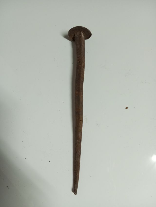 clavos de hierro antiguos. Colección.