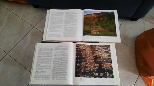 4 libros de CANTABRIA , encuadernados colección