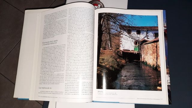 4 libros de CANTABRIA , encuadernados colección