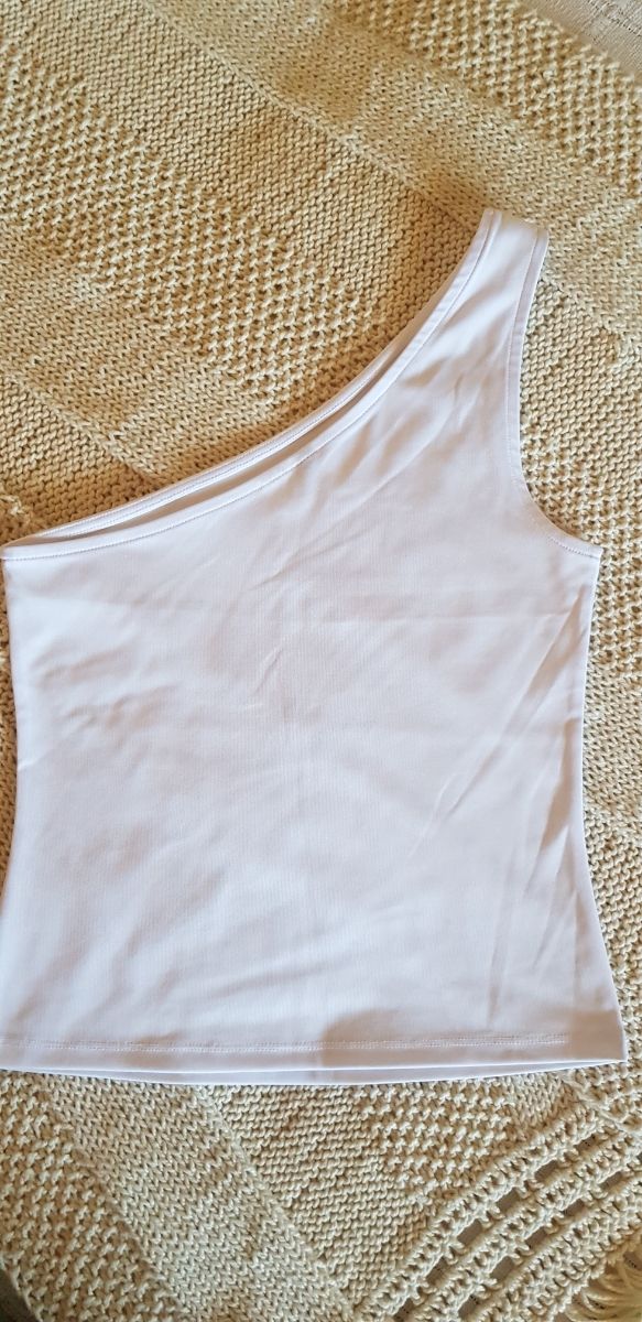 Top Stradivarius talla S