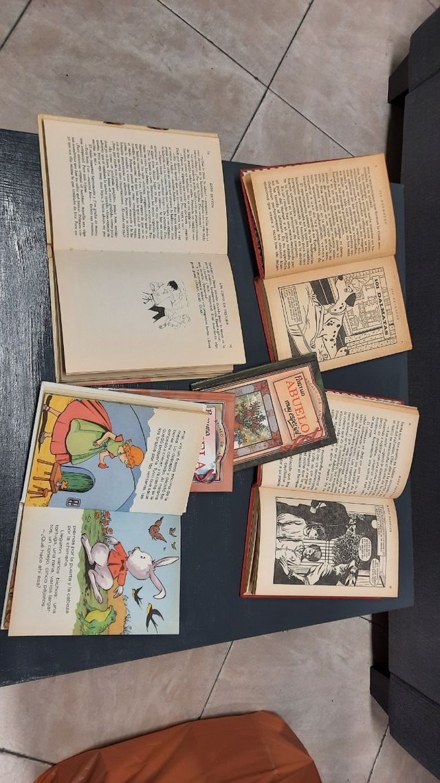 6 libros juveniles con ilustraciones