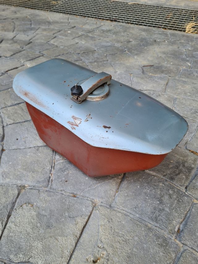 Serbatoio Vespa VB1 GS 150 conservato 1957-58