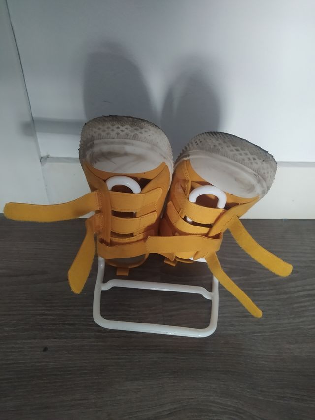 soporte zapatero. zapatos. 0.5 euro/unidad