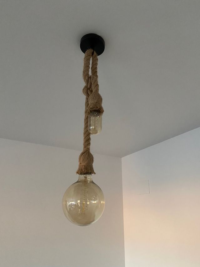 Lámpara de techo cuerdo