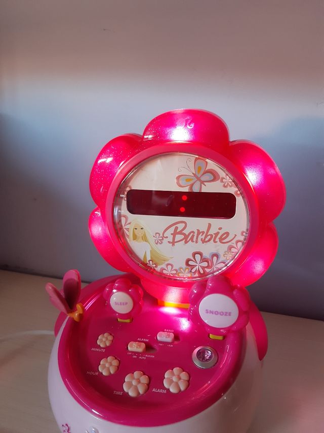 Radio despertador Barbie