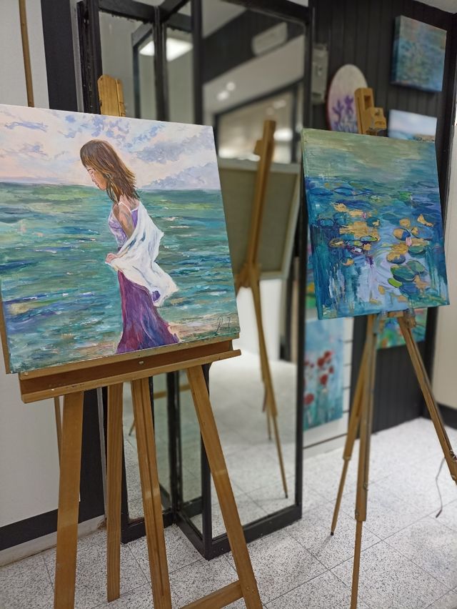 Cuadro mujer paisaje  60x60