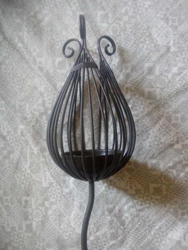 Porta candela ferro battuto etnico colore nero.