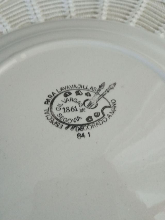 lote de 3 platos de loza pintados a mano ,