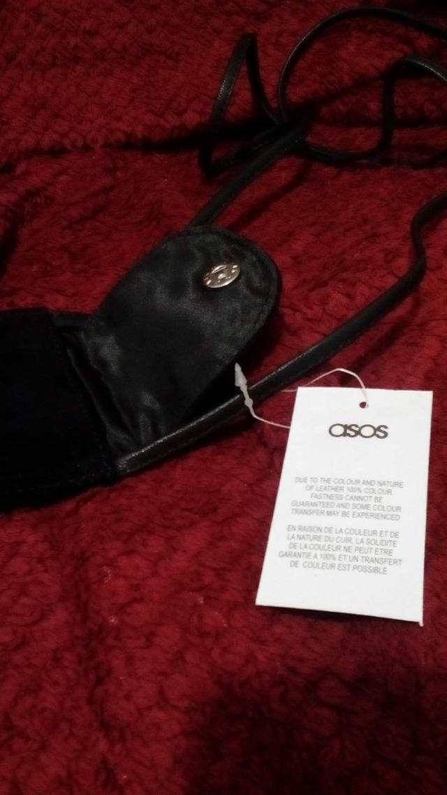 Bolsito de ante porta móvil