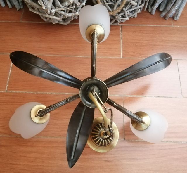 Lámpara de techo. Semi nueva