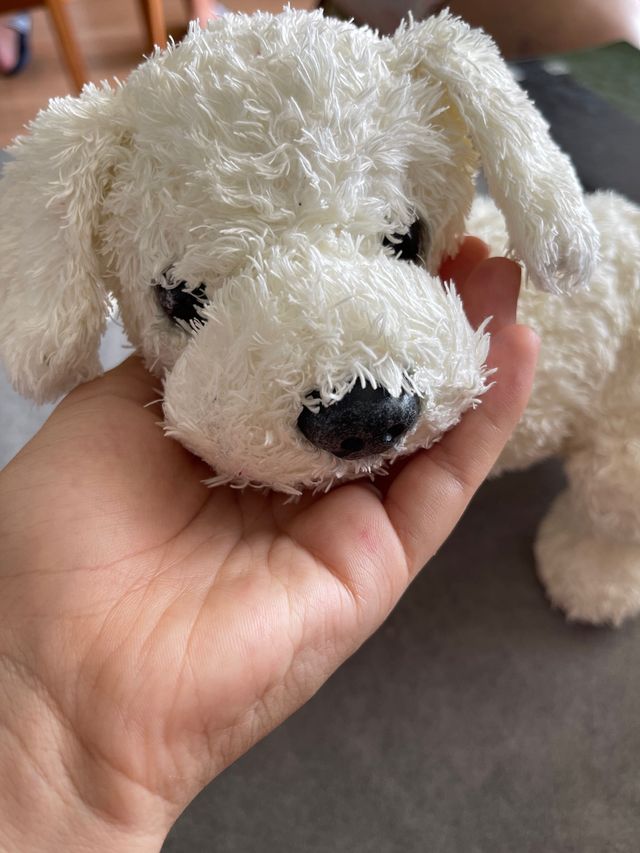 Perro de peluche