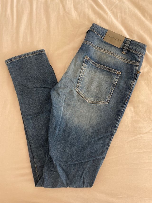 Pantalón vaquero Pier One. Talla 34x36.