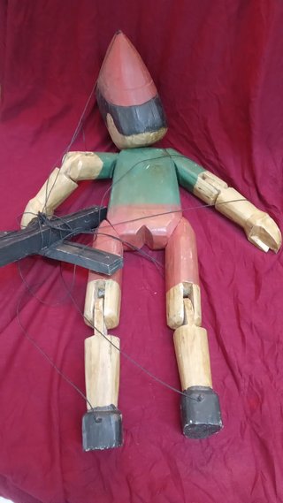 MARIONETA/ANTIGUA.