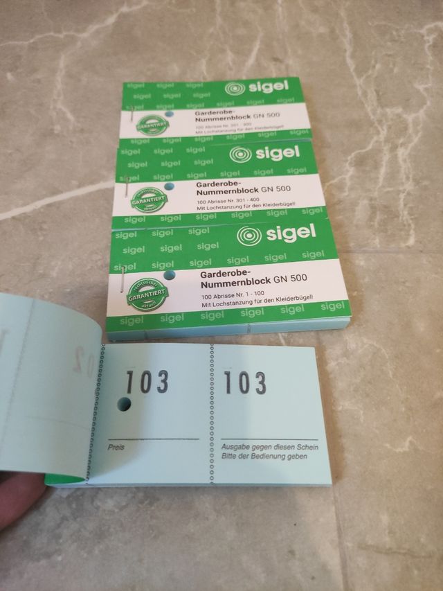 Regalo tickets para guardarropa -perforados