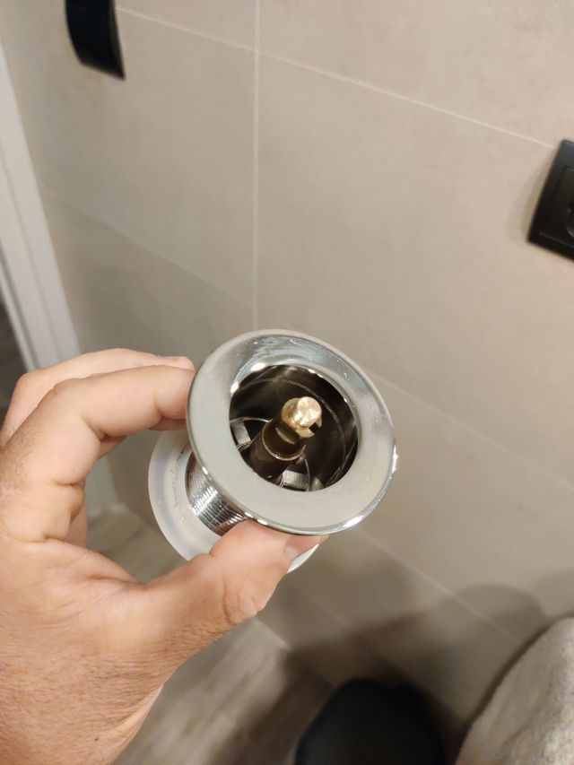 valvula pica baño 3 meses de Uso