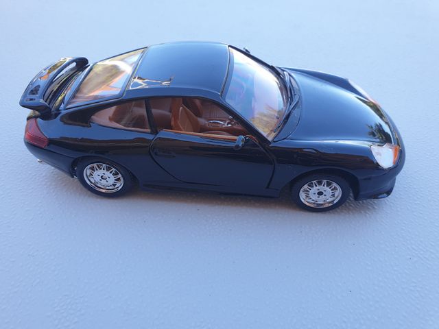 Réplica Porsche Carrera 911 1:24