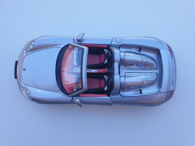 Réplica Porsche Carrera GT 1:24