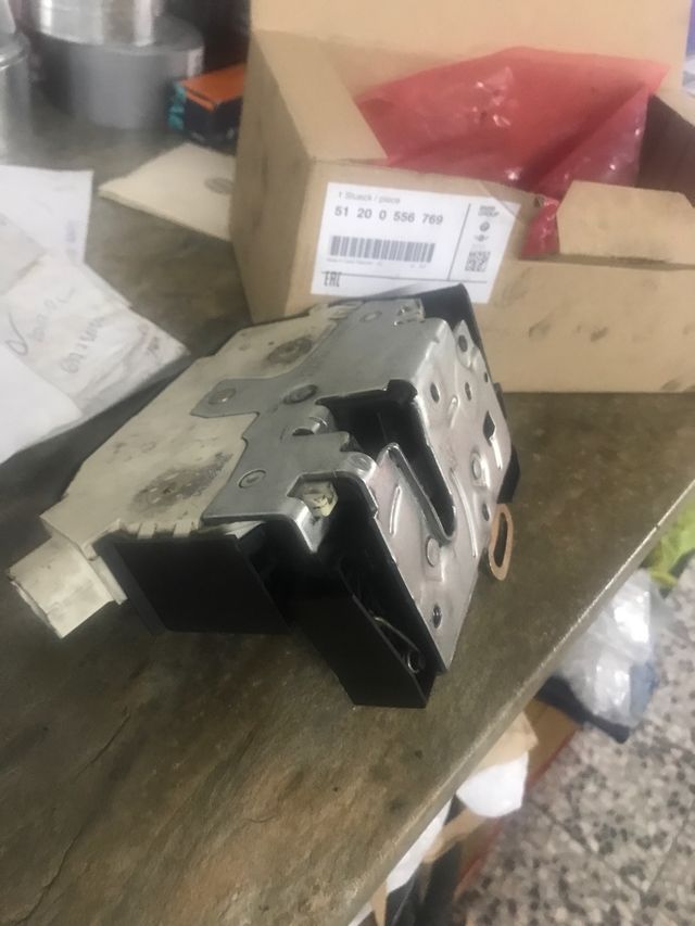 Cerradura dech.MNI cooper. 2006