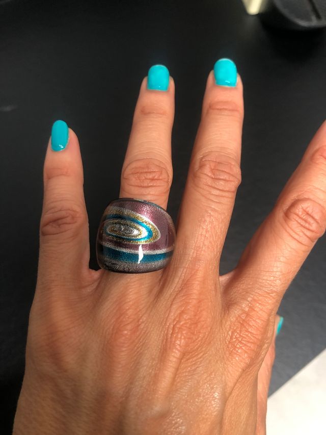 Precioso anillo de cristal de murano