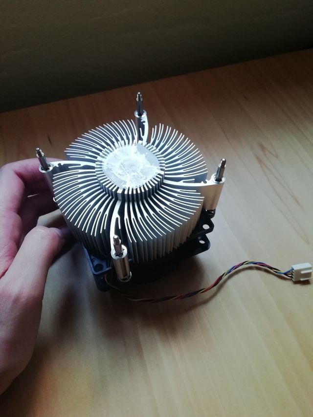 Disipador de calor y ventilador