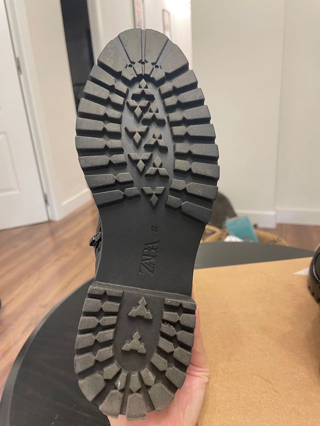 Botas - talla 35 - Nuevo