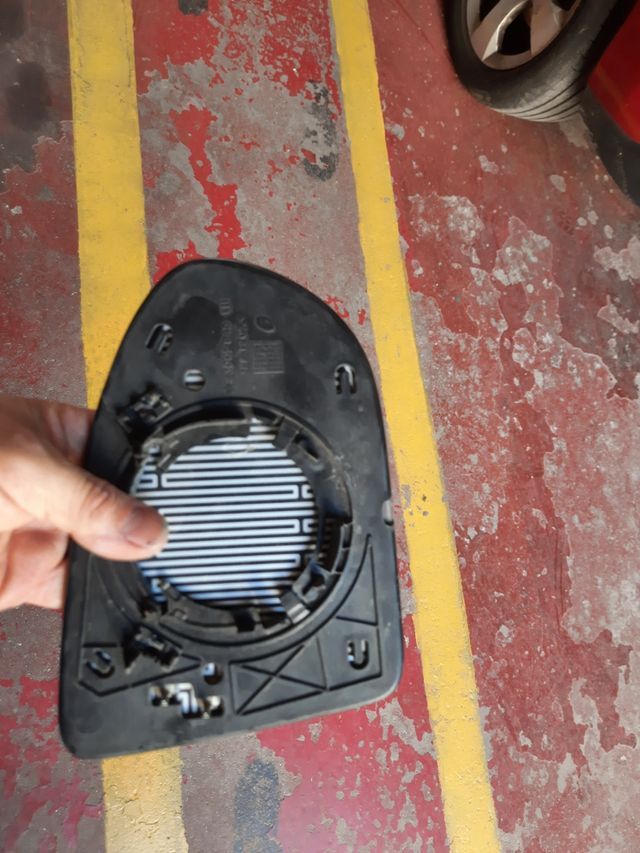 cristal espejo retrovisor izquierdo Nissan Quascay