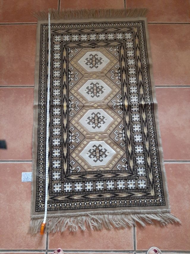 Alfombra 120x68 cm  comprada en TUNEZ