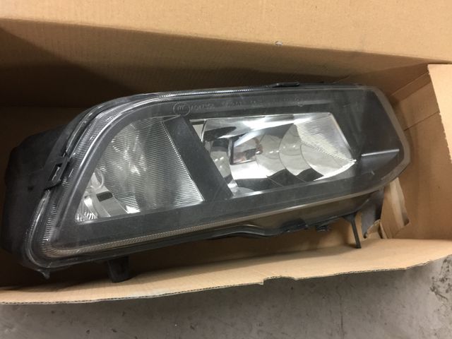 Antiniebla delantero derecho de Vw Polo