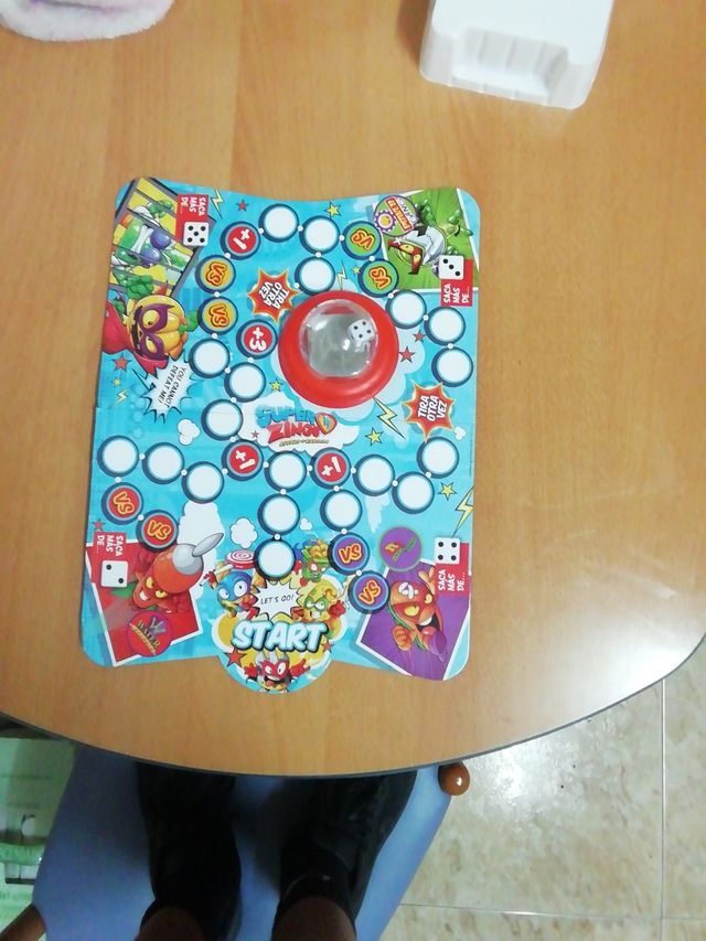 JUEGO DE SUPERZINGS, RACE TO RESCURE