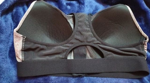 SUJETADOR DE DEPORTE