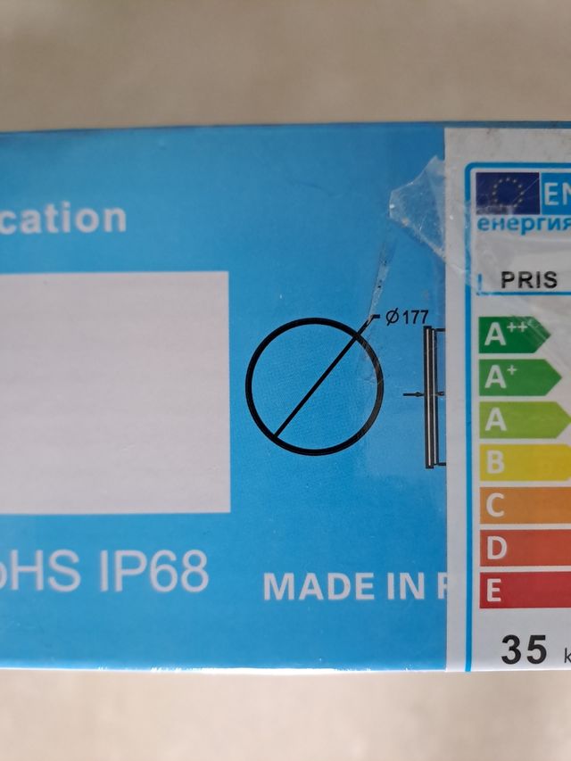 faretto luce piscina