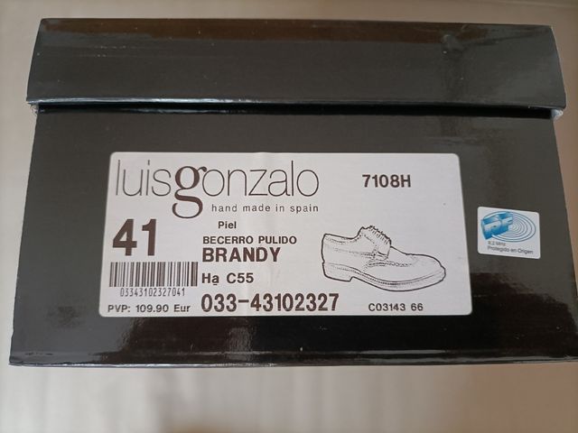 Zapatos de cordones hechos a mano de piel