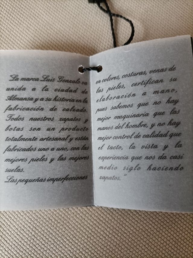 Zapatos de cordones hechos a mano de piel