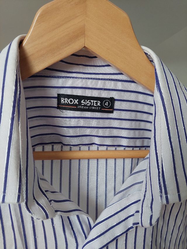 camisa de hombre  de rayas entallada